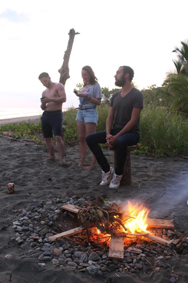 Miguel Surf Camp Camping *