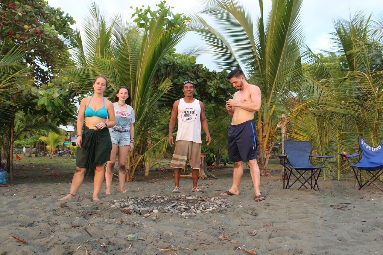 Campsite Miguel Surf Camp *